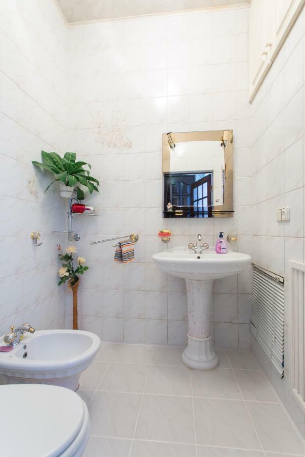 Apartment In The Center Of Harkiv Dış mekan fotoğraf