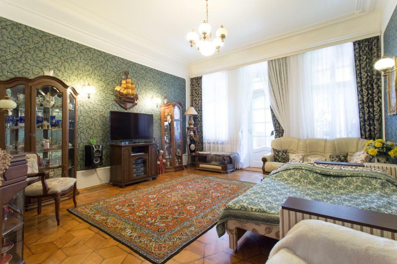 Apartment In The Center Of Harkiv Dış mekan fotoğraf