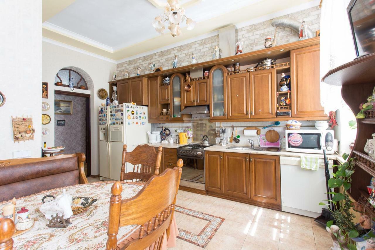 Apartment In The Center Of Harkiv Dış mekan fotoğraf